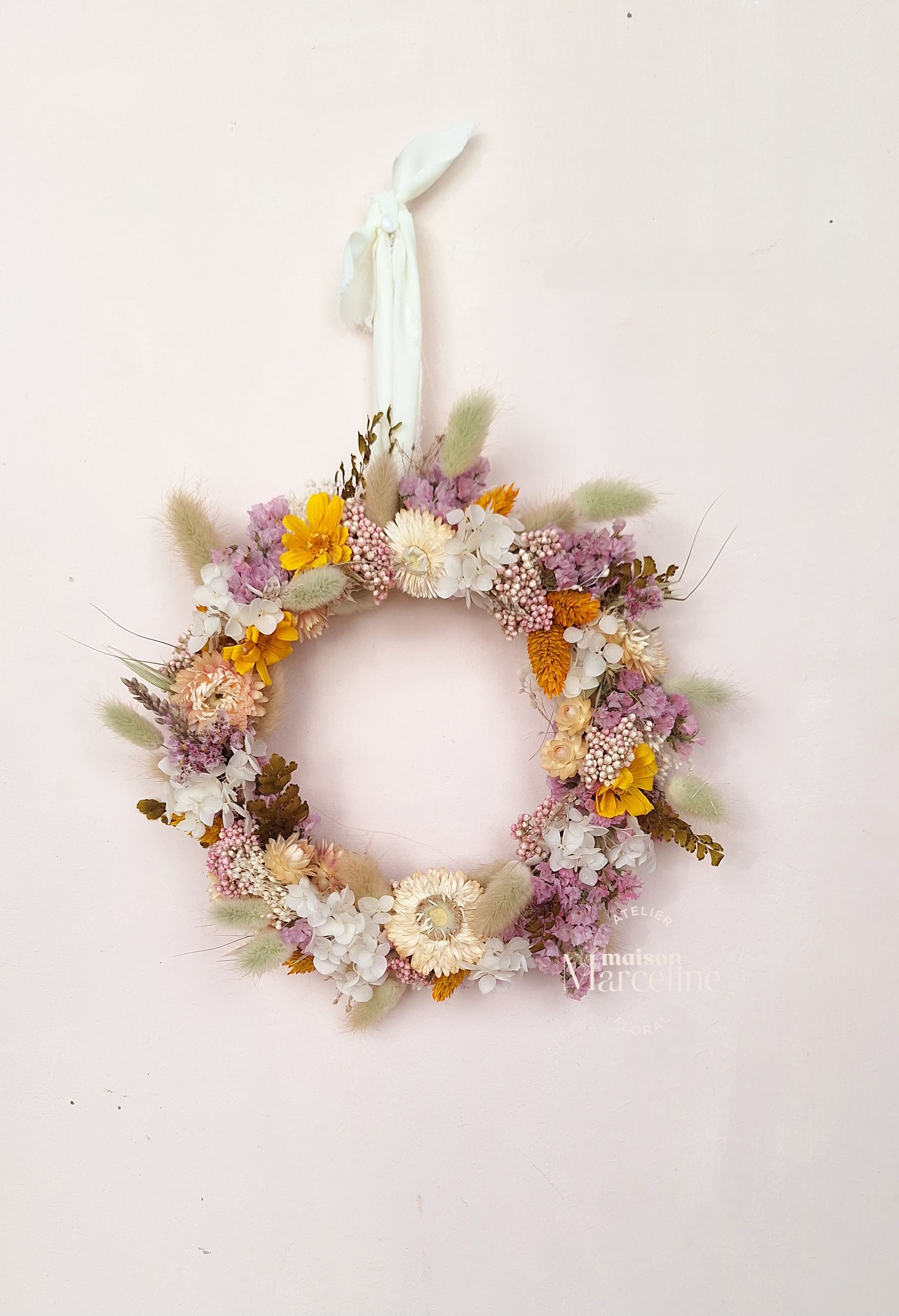 Couronne de fleurs séchées