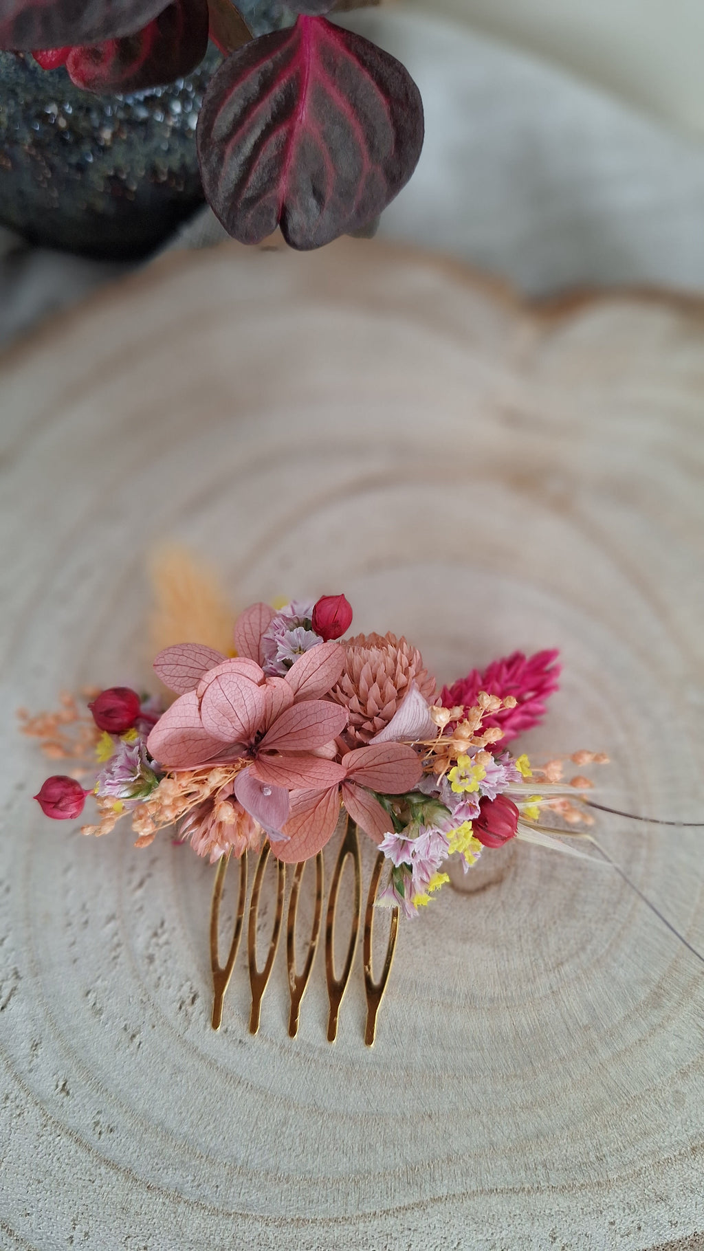 Peigne en fleurs séchées et hortensia stabilisé - colorée  - rose et pêche - livraison france - fleuriste eure et loire - nogent-le-rotrou - la loupe - fleuriste mariage le perche