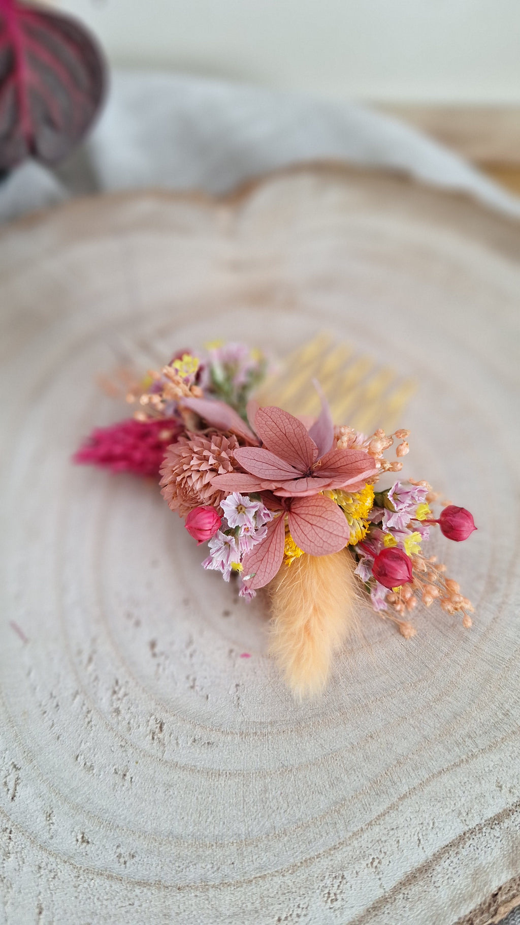 Peigne en fleurs séchées et hortensia stabilisé - colorée  - rose et pêche - livraison france - fleuriste eure et loire - nogent-le-rotrou - la loupe - fleuriste mariage le perche