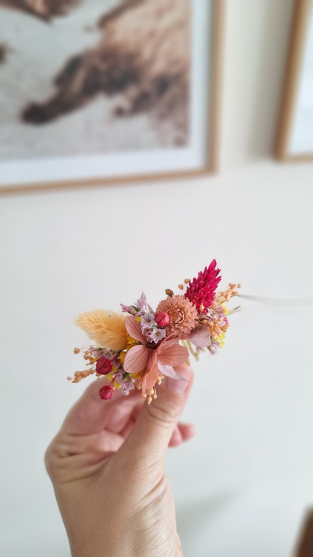 Peigne en fleurs séchées et hortensia stabilisé - colorée  - rose et pêche - livraison france - fleuriste eure et loire - nogent-le-rotrou - la loupe - fleuriste mariage le perche