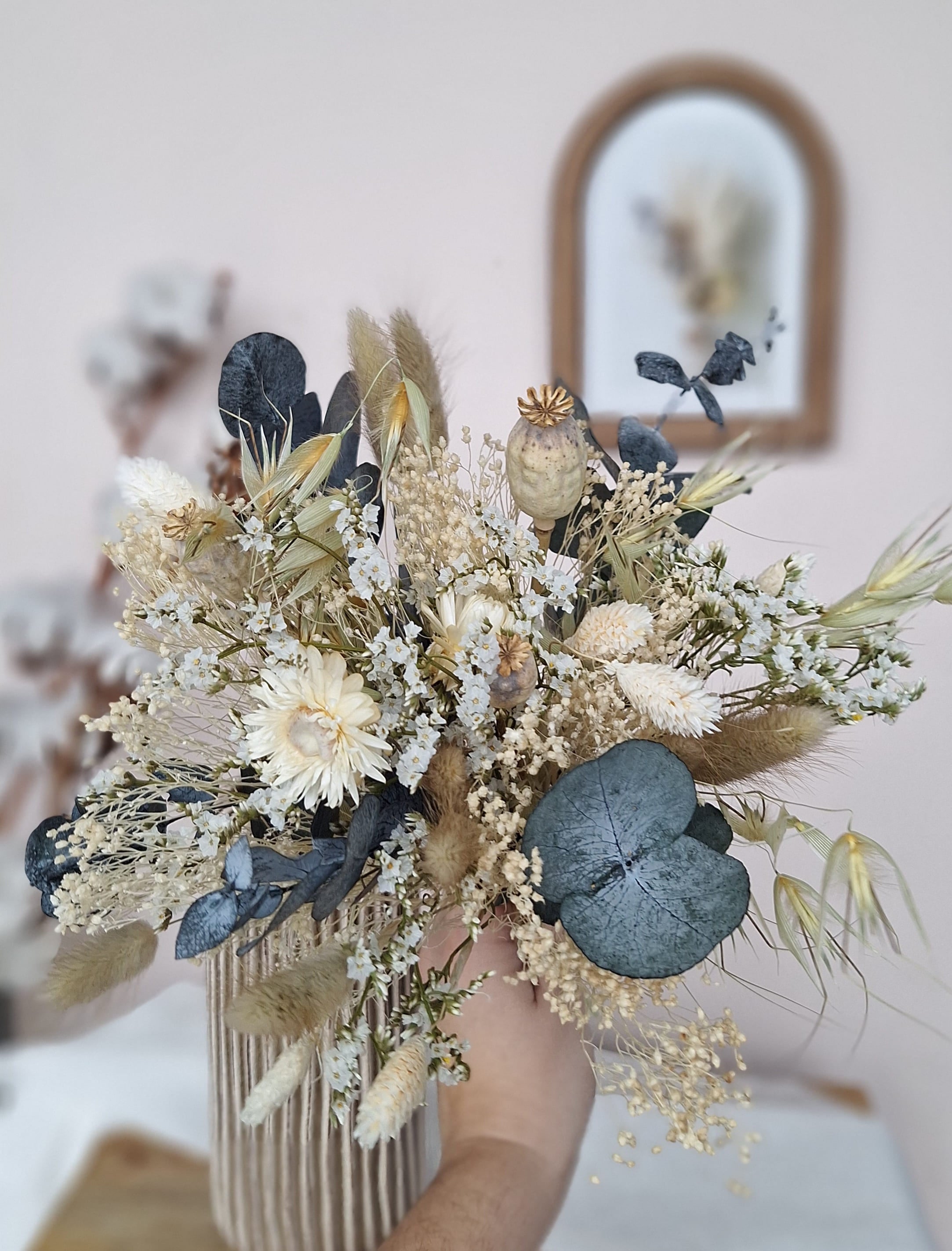 Bouquet fleurs séchées  champêtre bohème blanc beige vert et bleuté - livraison France - Maison Marceline