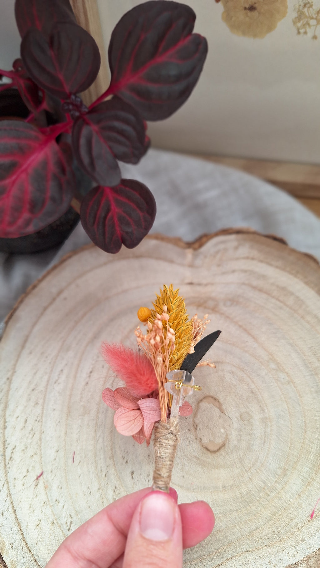 Boutonnière  en fleurs séchées - mariage - fleuriste orne - fleuriste eure et loire -fleuriste sarthe - fleuriste mariage - livraison france