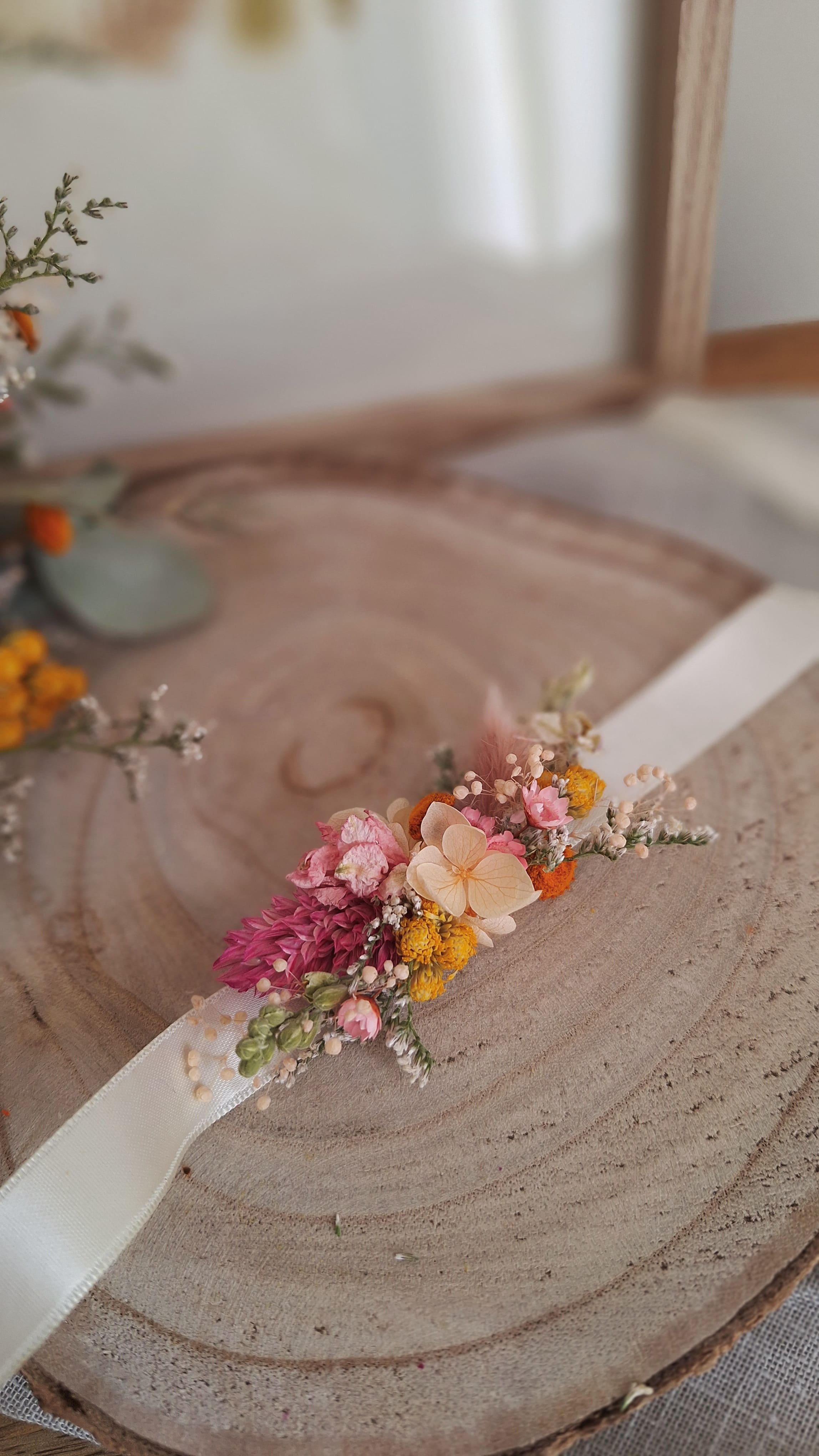 Peigne en fleurs séchées - Fleuriste Eure et Loir - Fleuriste Bretoncelles - Fleuriste Le Perche - Livraison France