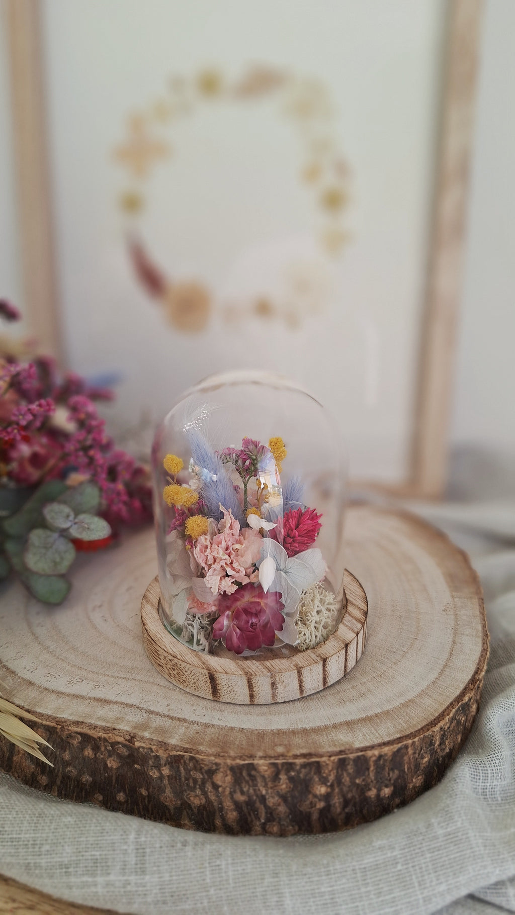 Cloche en fleurs séchées printemps - Maison Marceline fleuriste nogent le rotrou - livraison fleurs fêtes de mères