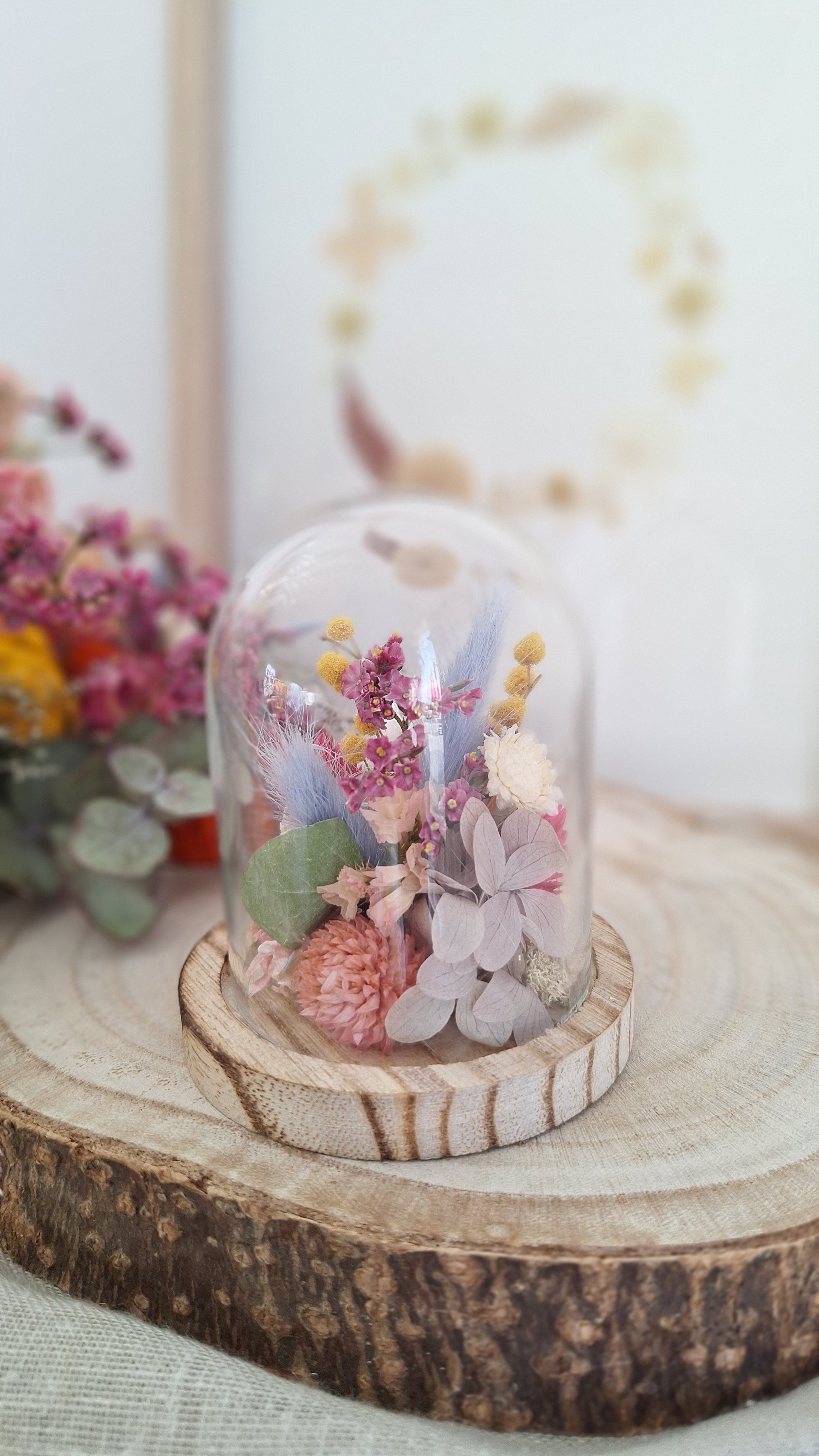 Cloche en fleurs séchées printemps - Maison Marceline fleuriste nogent le rotrou -livraison fleurs fêtes des mères le perche - Normandie - France