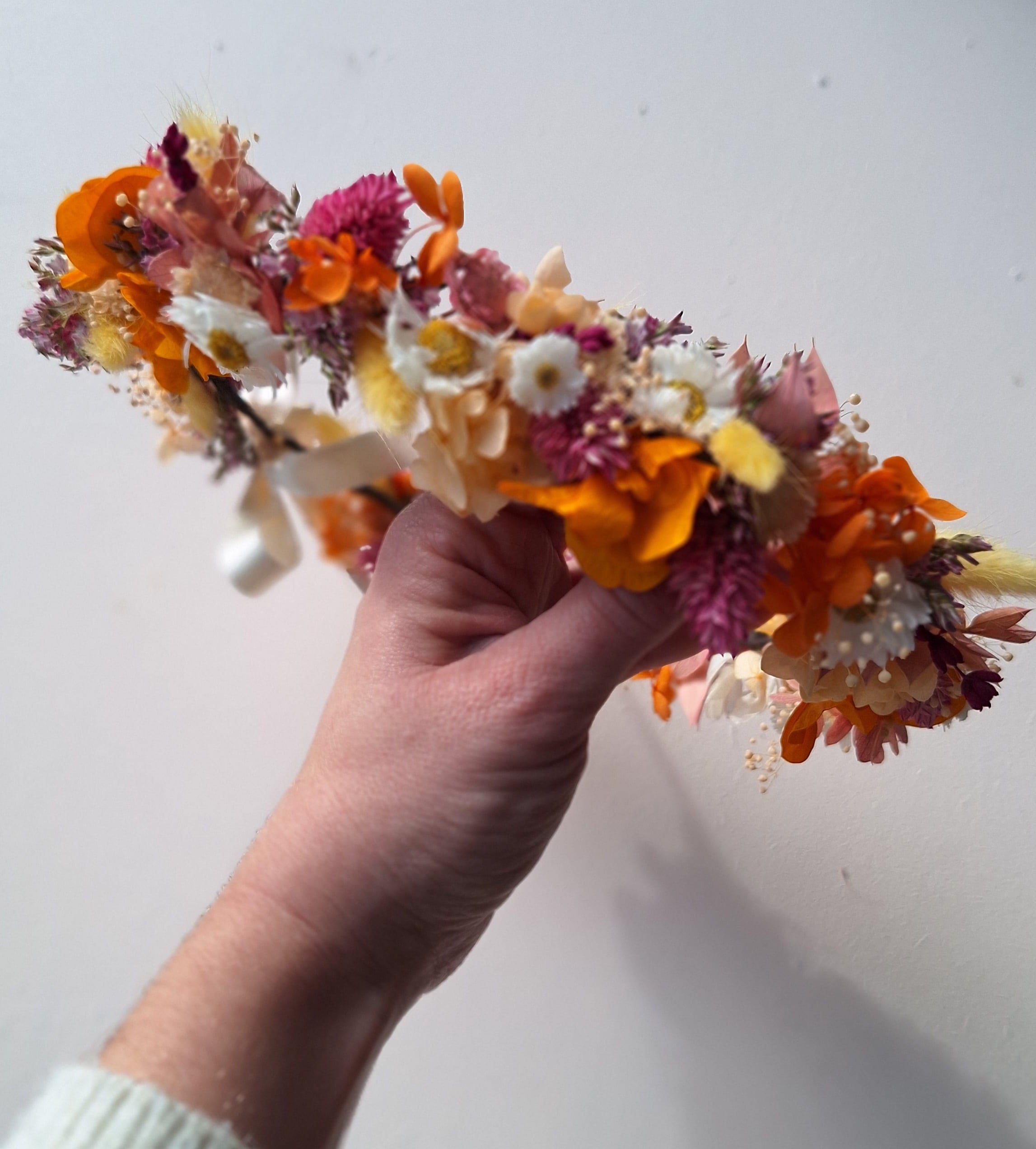 Couronne de tête en fleurs séchées rose pêche orange jaune et blanc- mariage 