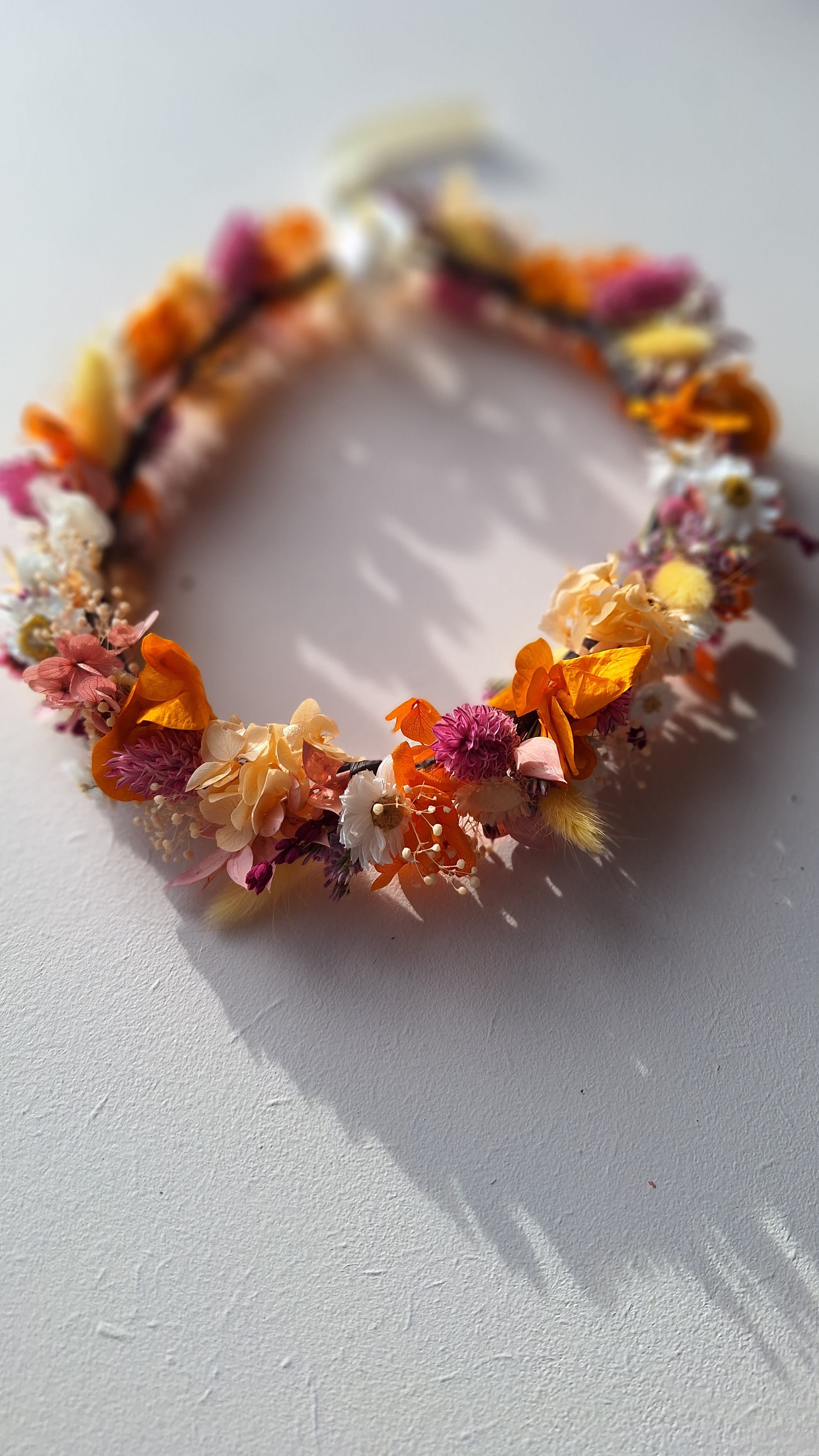 Couronne de tête en fleurs séchées rose pêche orange jaune et blanc- mariage 