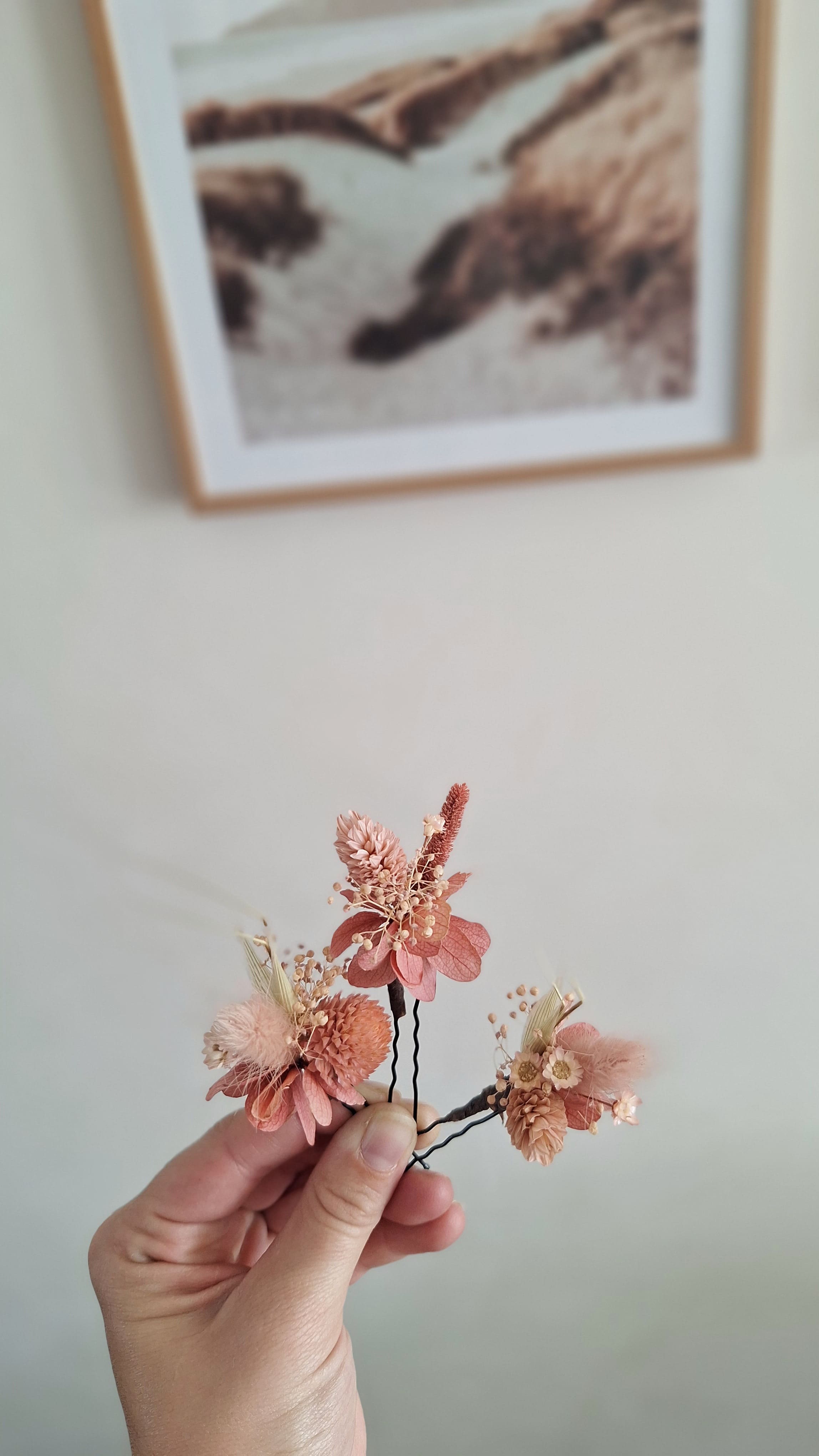 pics à cheveux fleurs séchées et stabilisées, vieux rose, rose et blanc doux et poétique - Livraison france - fleuriste le perche