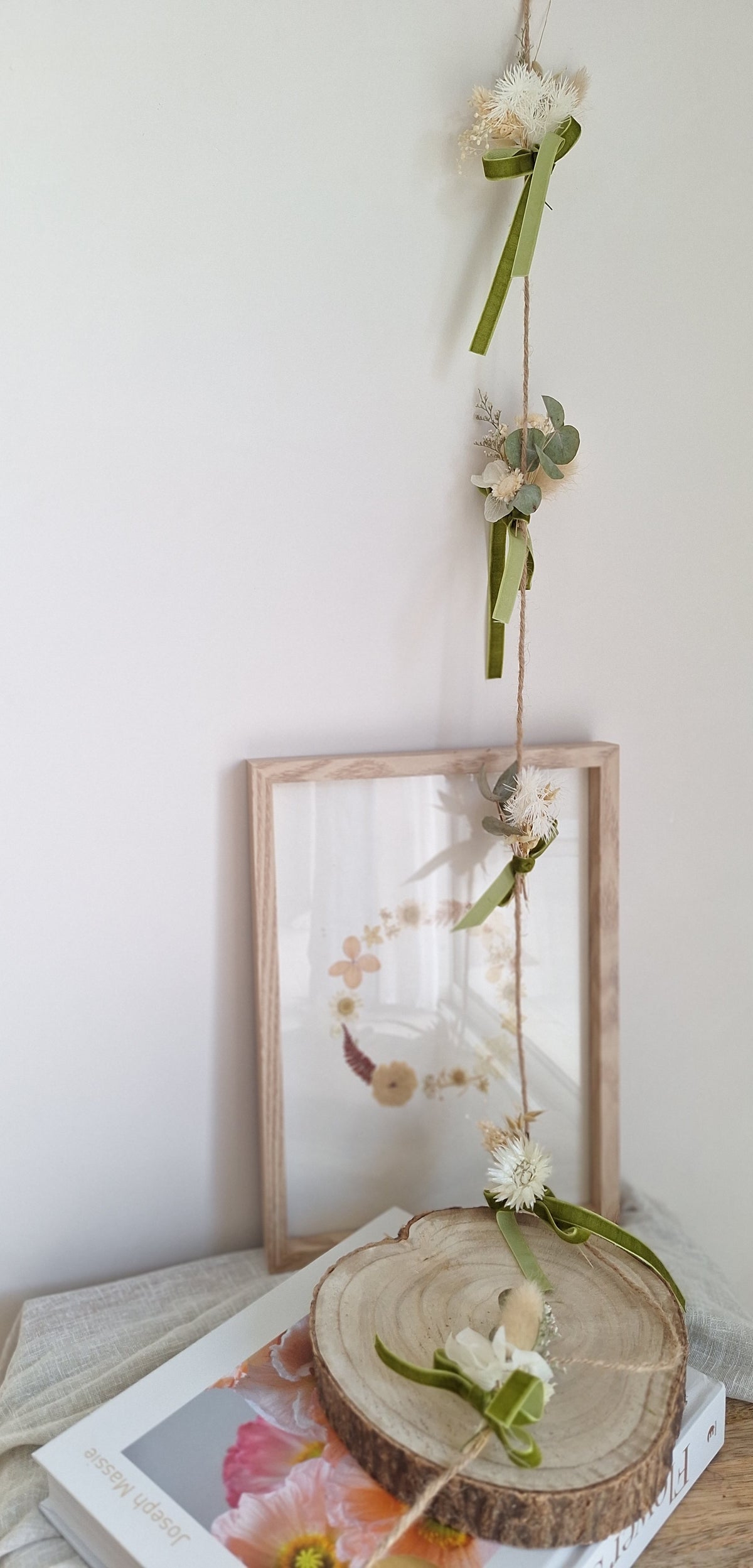 Guirlande en fleurs séchées - Maison Marceline fleuriste idée cadeau fête de Noël - livraison france