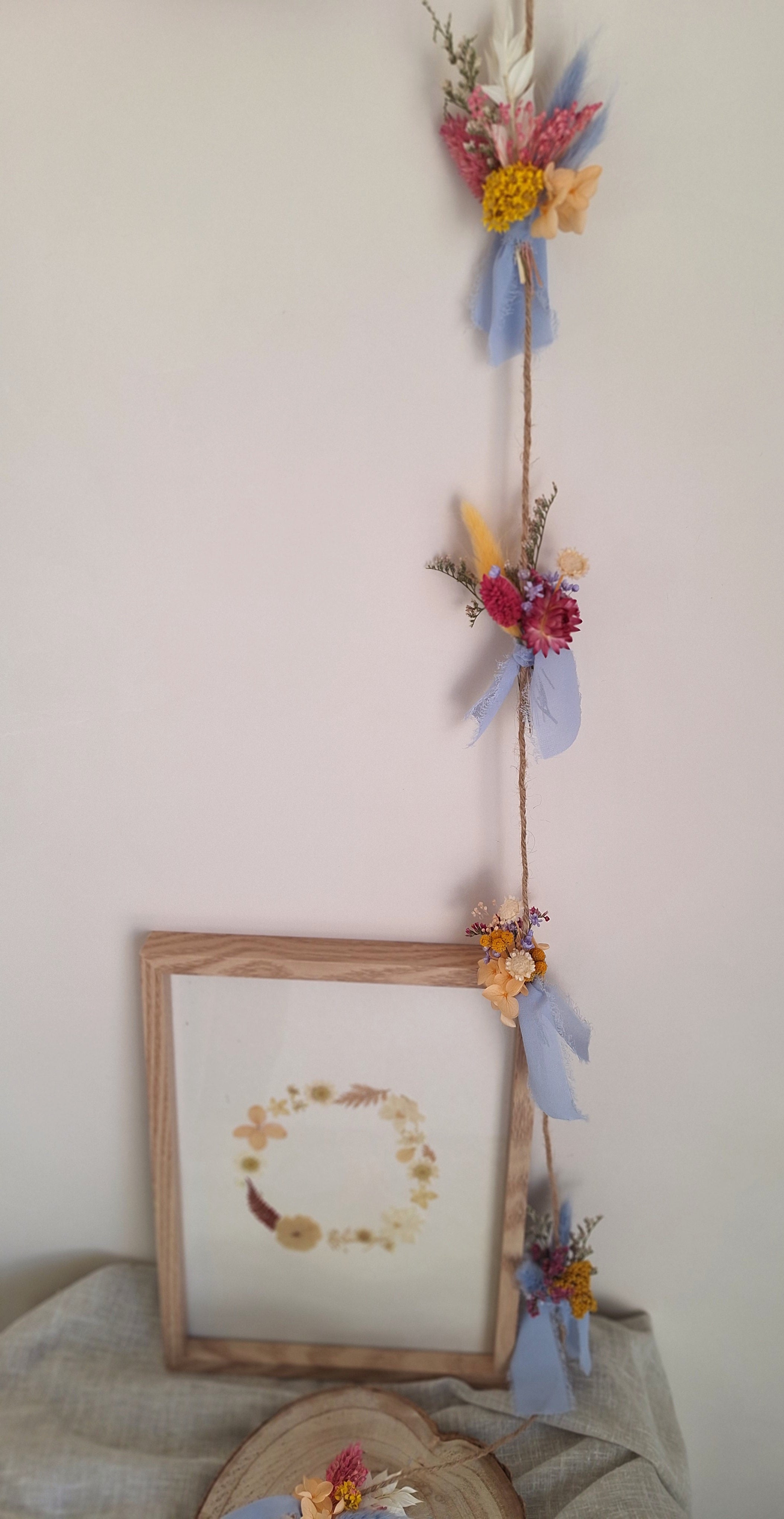 Guirlande en fleurs séchées - Maison Marceline fleuriste - décoration florale durable intérieur