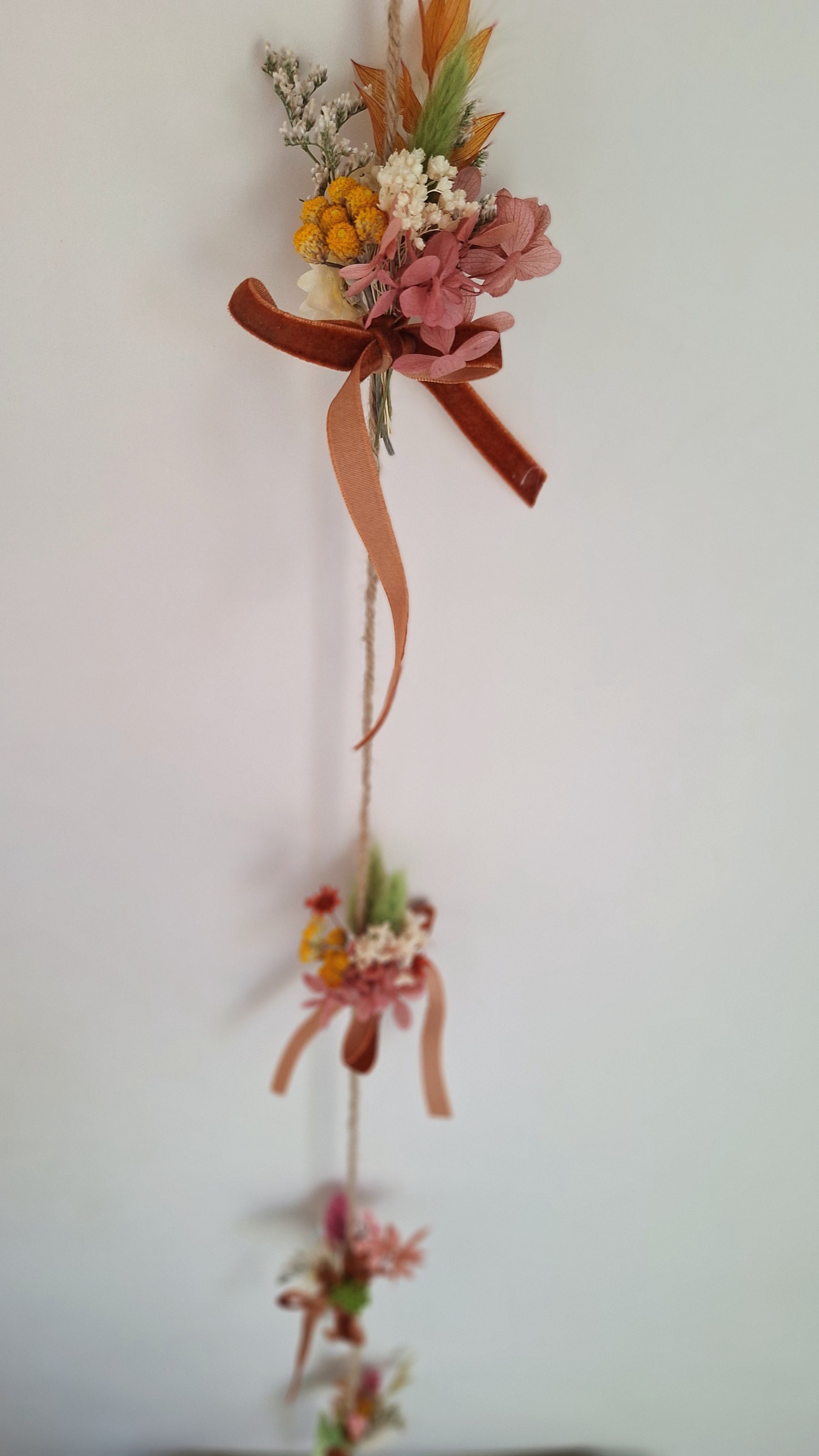 Guirlande en fleurs séchées - Maison Marceline fleuriste livraison fleurs fêtes des mères france