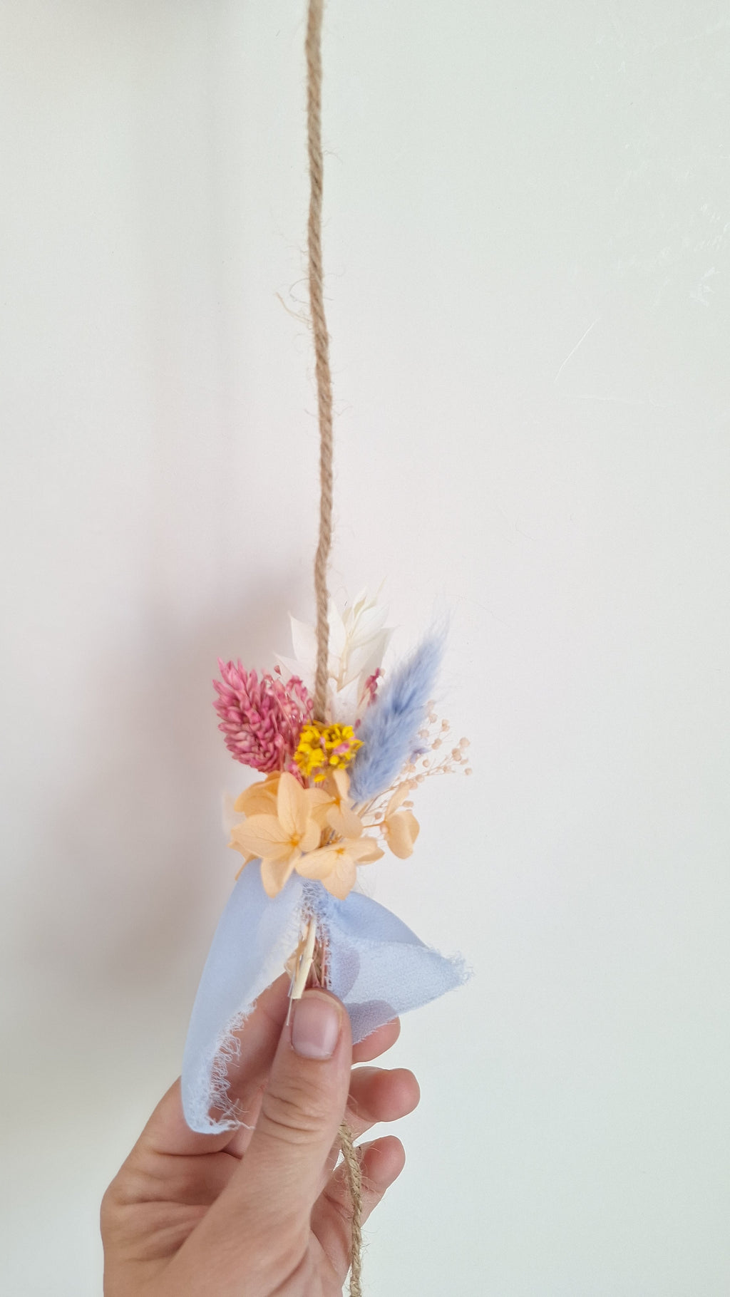 Guirlande en fleurs séchées - Maison Marceline fleuriste- idées cadeau fêtes des mères- Le perche - Nogent le rotrou fleuriste