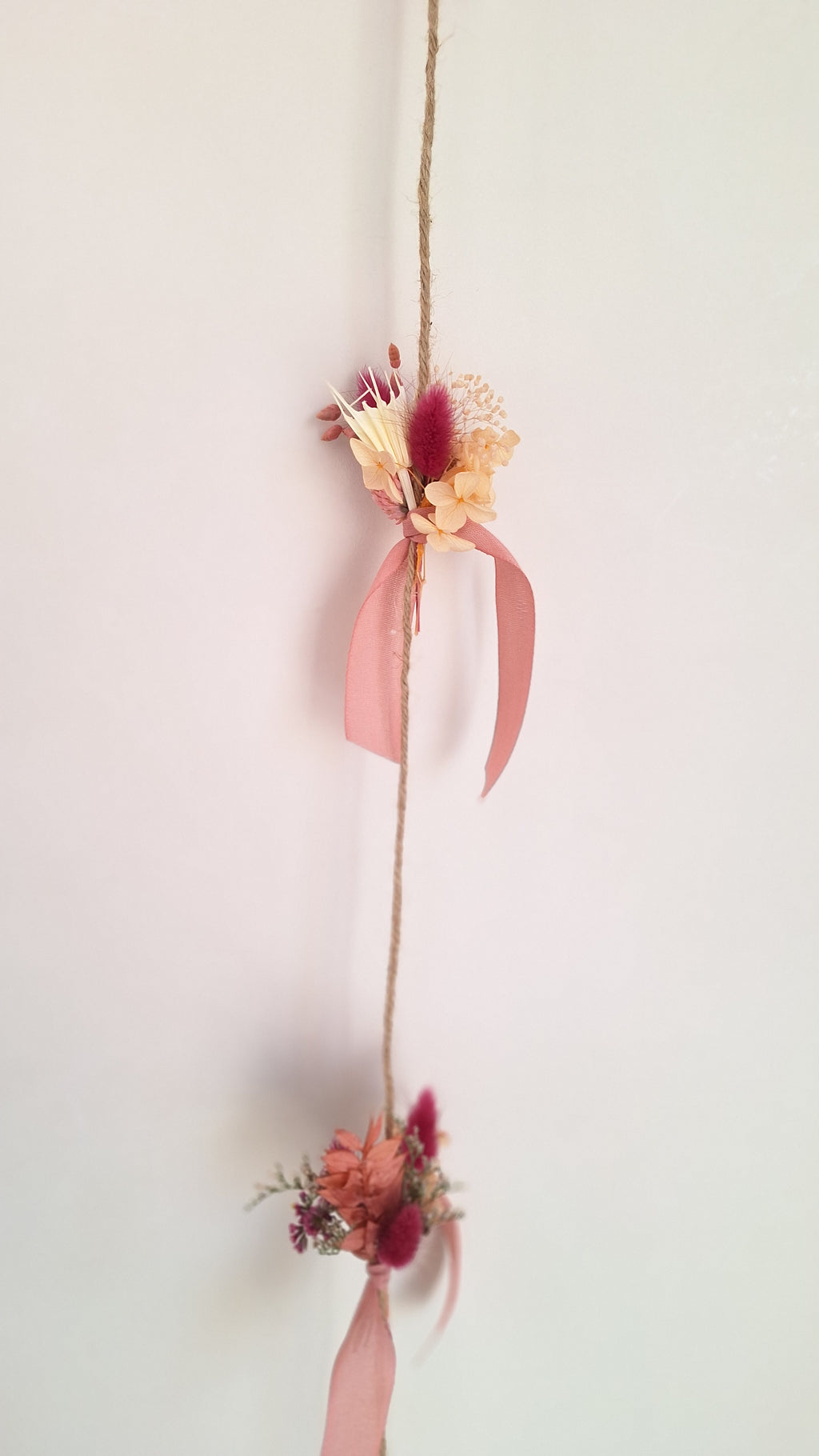 Guirlande en fleurs séchées - Maison Marceline fleuriste le perche livraison fleurs france