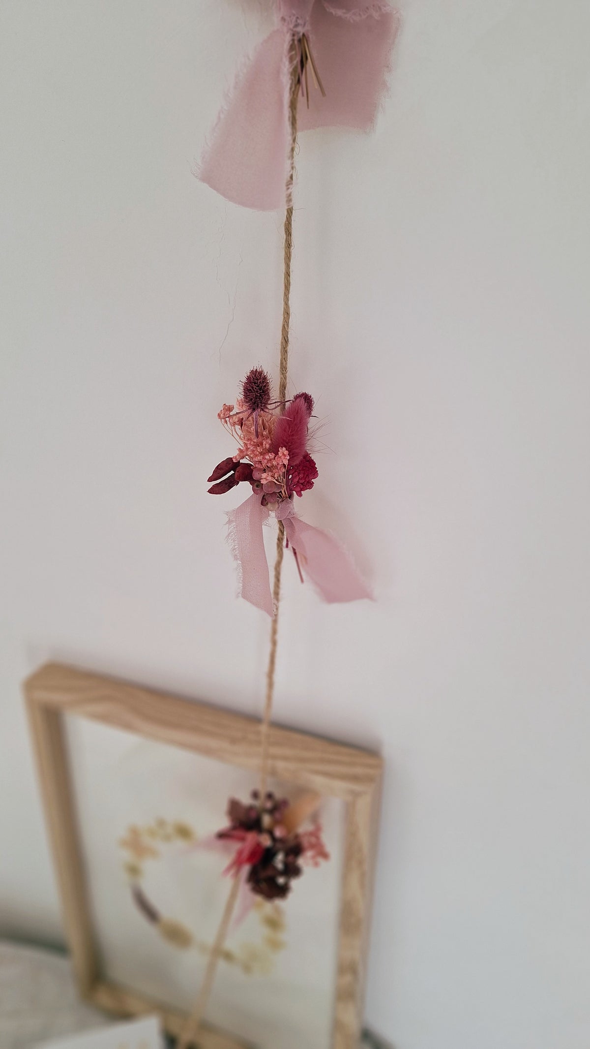 Guirlande en fleurs séchées - Maison Marceline fleuriste la croix du Perche - fête des mères