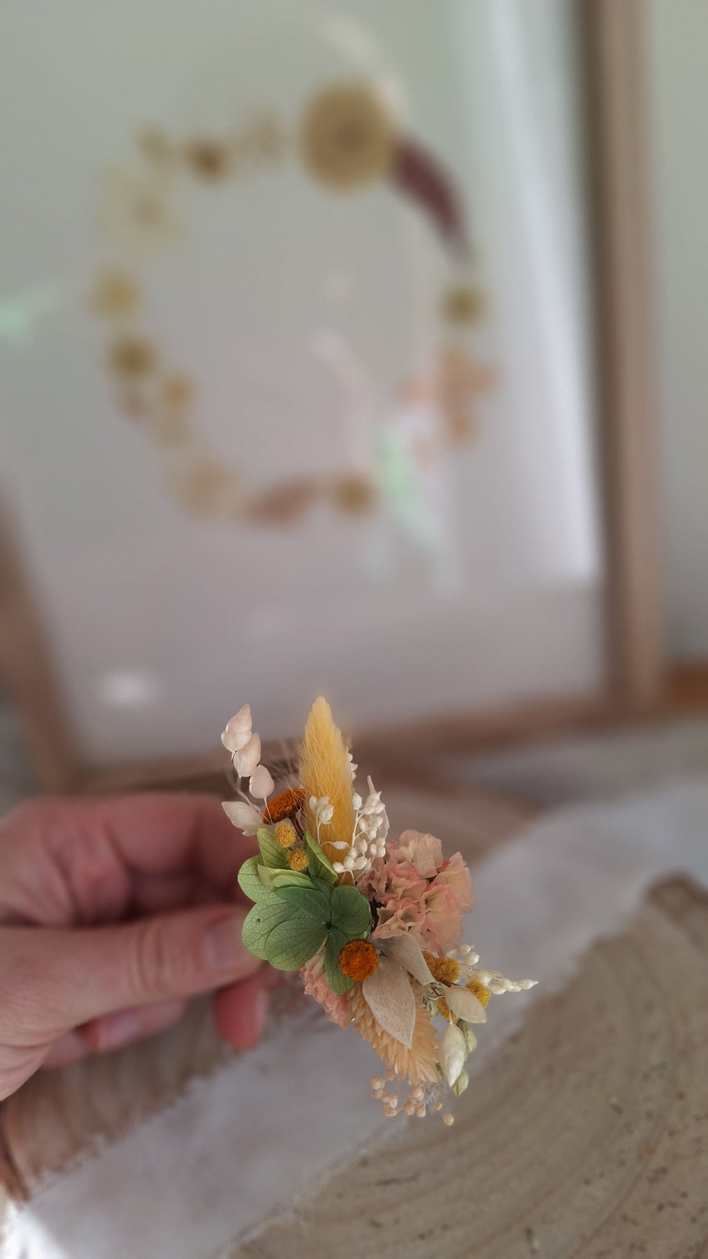 Peigne en fleurs séchées - Fleuriste Eure et Loir - Fleuriste Bretoncelles - Fleuriste Le Perche - Livraison France