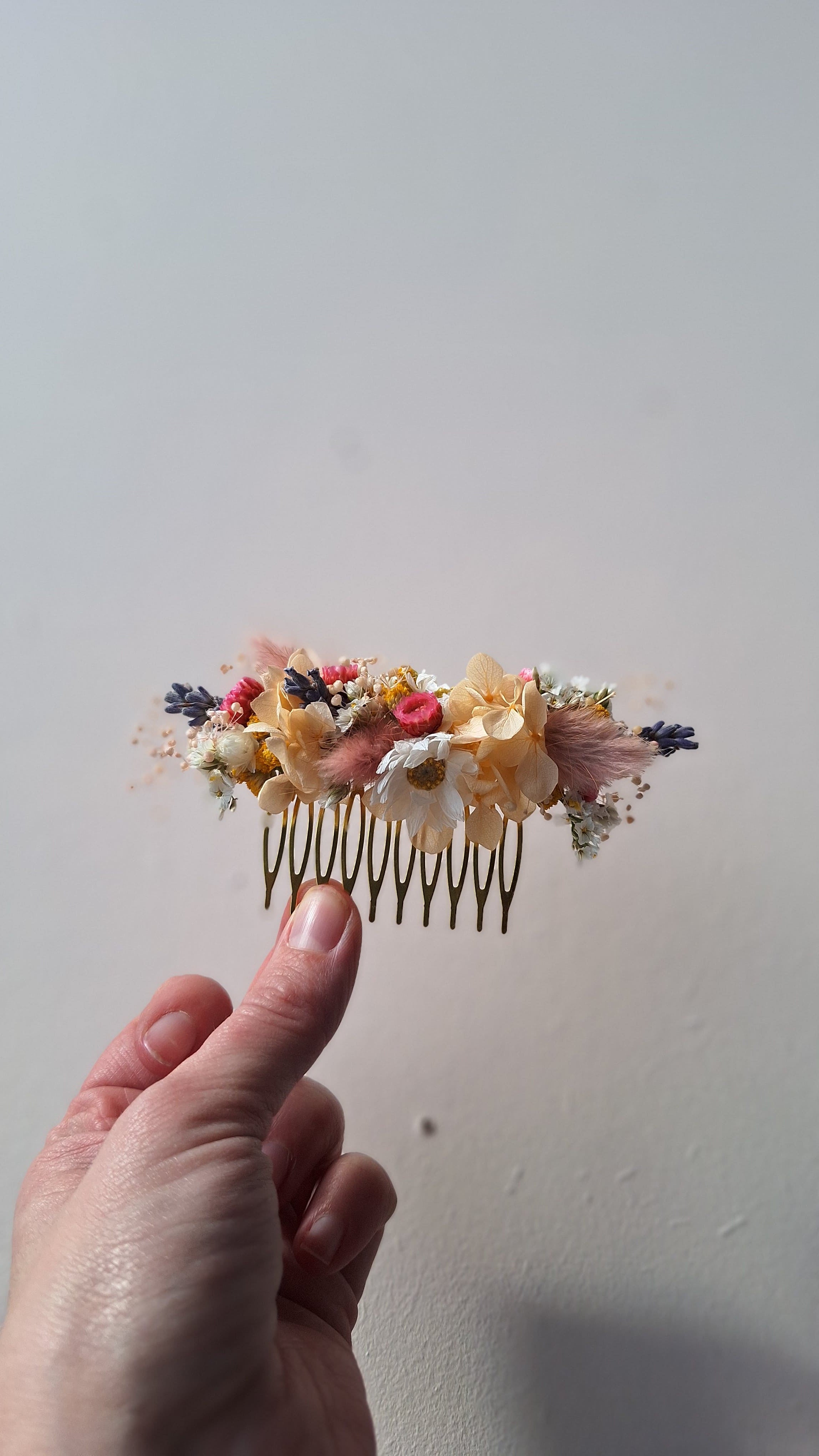 Peigne en fleurs séchées printanier - fleurs mariage