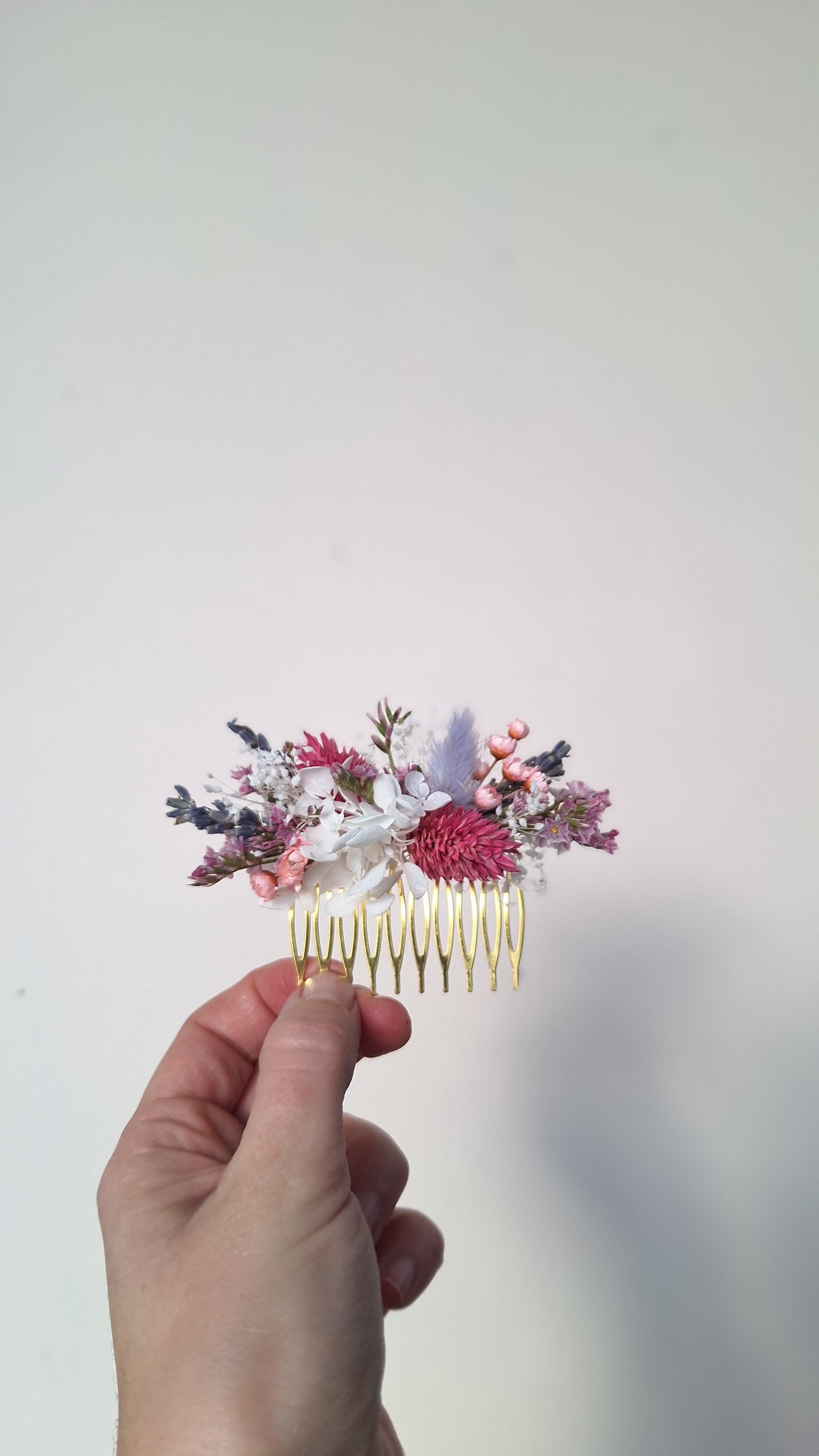 Peigne en fleurs séchées rose blanc et lavande- mariage