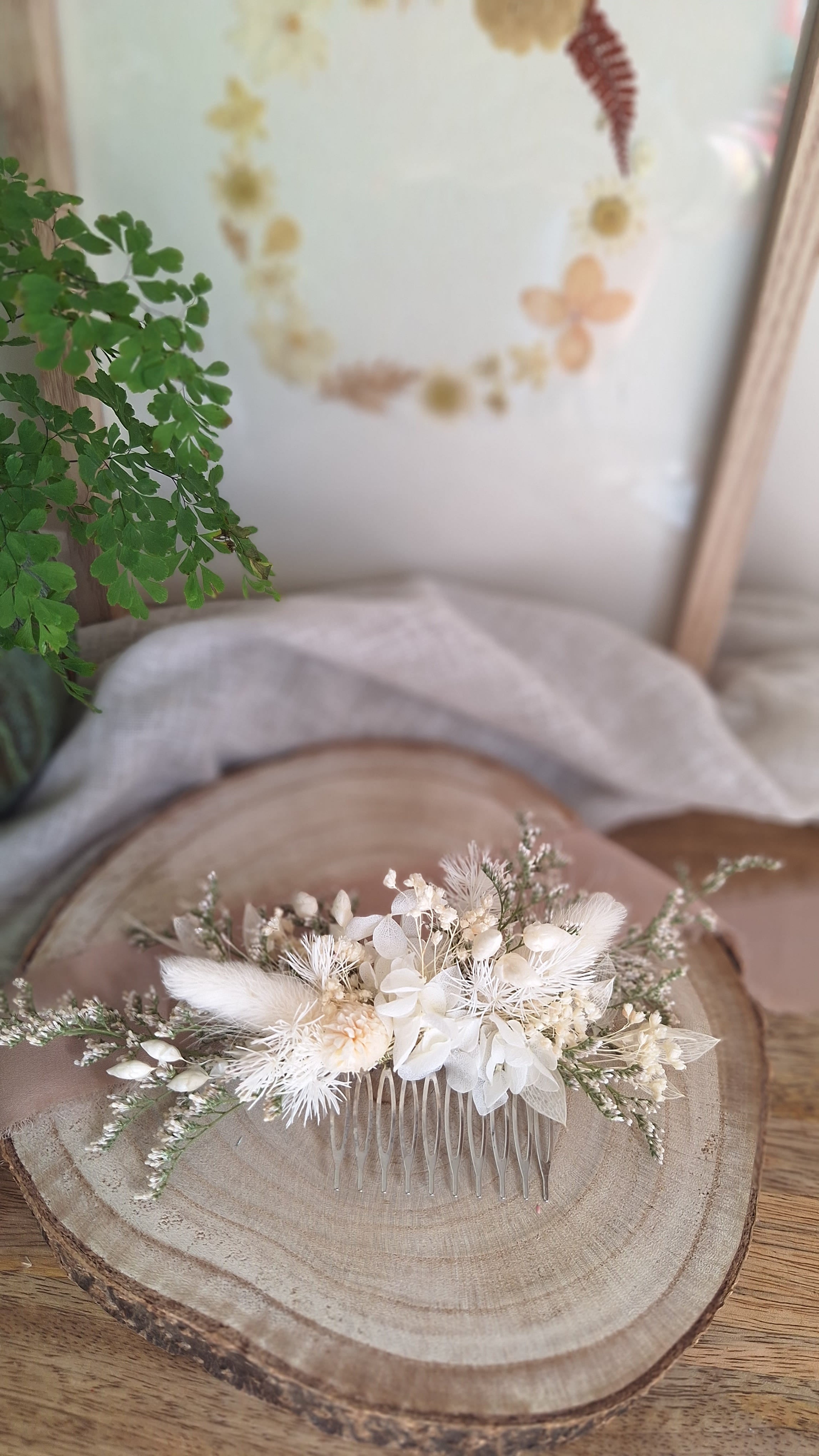 Peigne en fleurs séchées blanches - mariage - livraison france