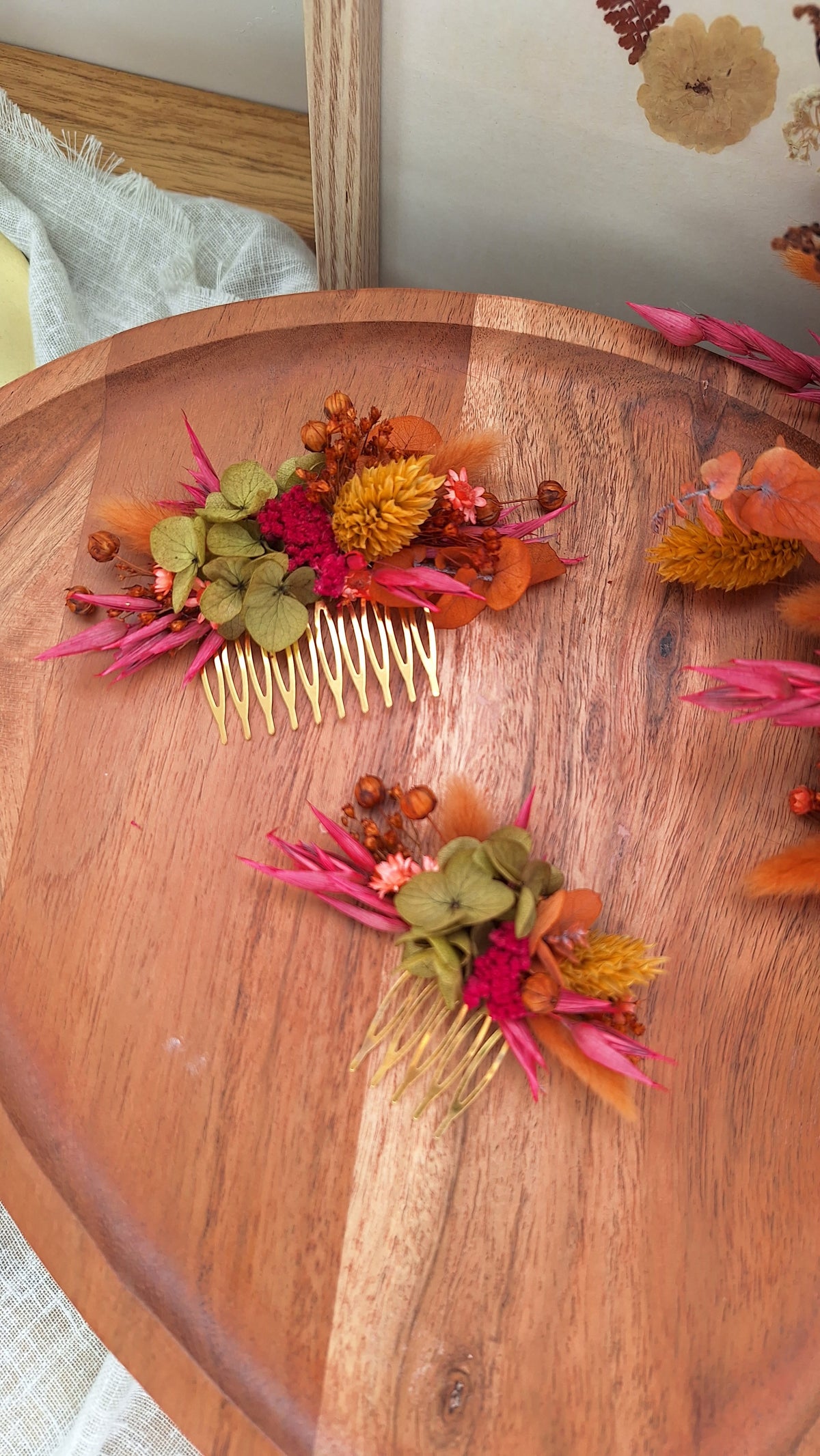 Peigne pour cheveux aux couleurs d'automne livraison france - mariage automnale - fleurs cheveux - coiffure mariage - fleuriste le perche - fleuriste eure et Loire