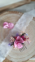 Peigne en fleurs séchées mauve blanc et bleuté printanier- Fleuriste Eure et Loir - Fleuriste Bretoncelles - Fleuriste Le Perche - Livraison France
