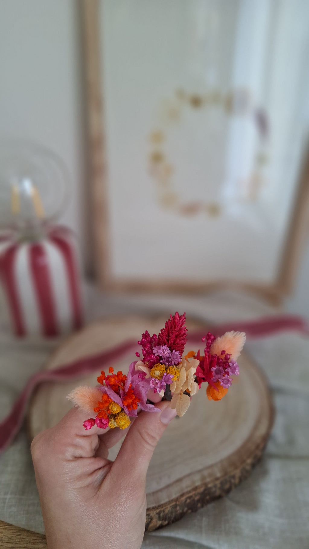 Epingle à chignon fleurie colorée durable - Fleuriste Eure et Loir, fleuriste orne, Fleuriste le perche, Fleuriste Bretoncelles