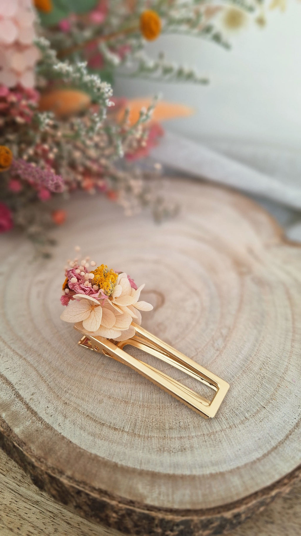 Pince cheveux en fleurs séchées et stabilisée -Printemps