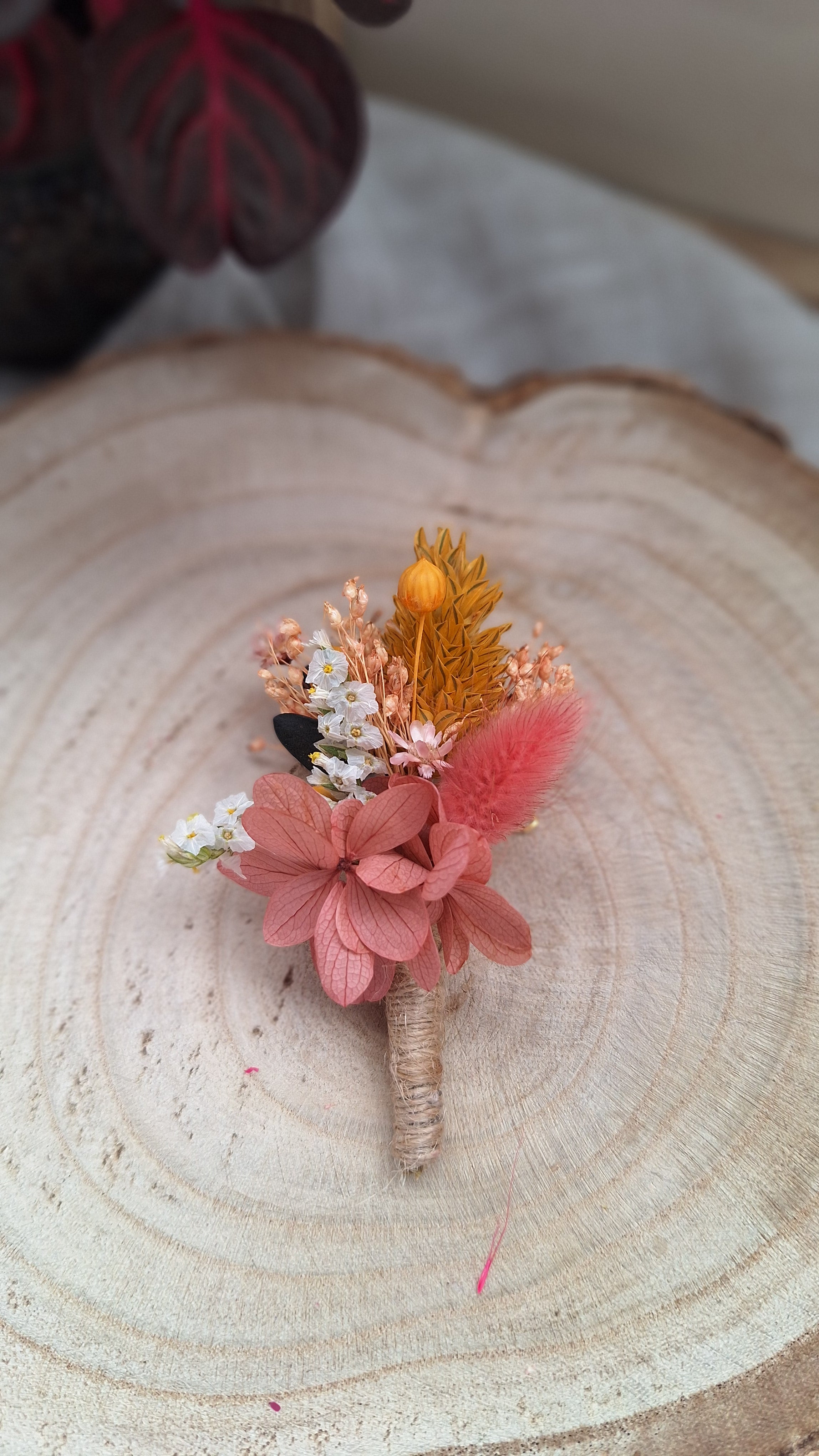 Boutonnière  en fleurs séchées - mariage - fleuriste orne - fleuriste eure et loire -fleuriste sarthe - fleuriste mariage - livraison france