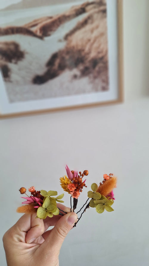  pics à cheveux aux couelurs d'automne livraison france - mariage automnale - fleurs cheveux - coiffure mariage - fleuriste le perche - fleuriste eure et Loire