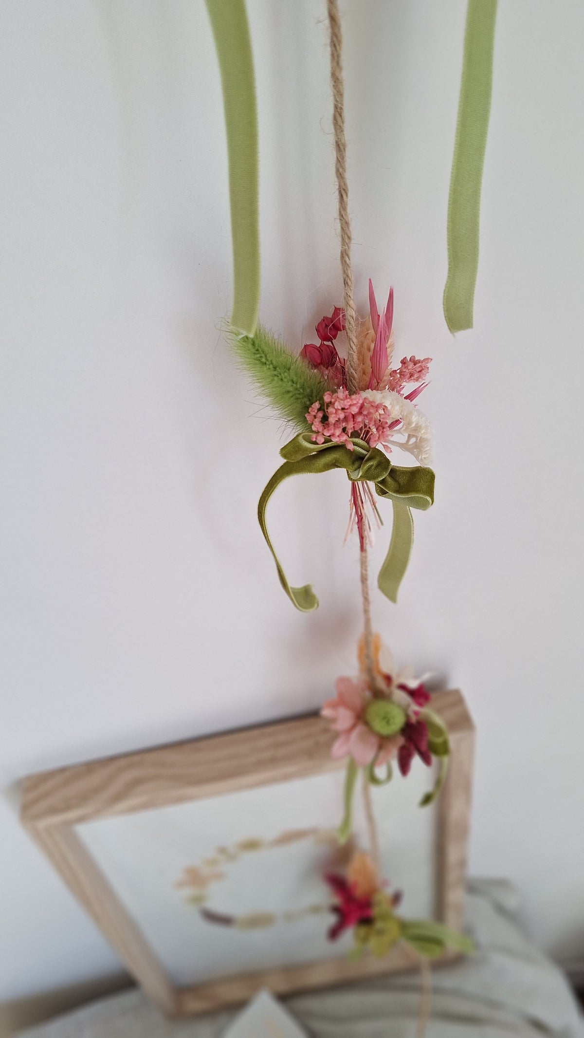 Guirlande en fleurs séchées - Maison Marceline fleuriste idée cadeau fête de noël - livraison france