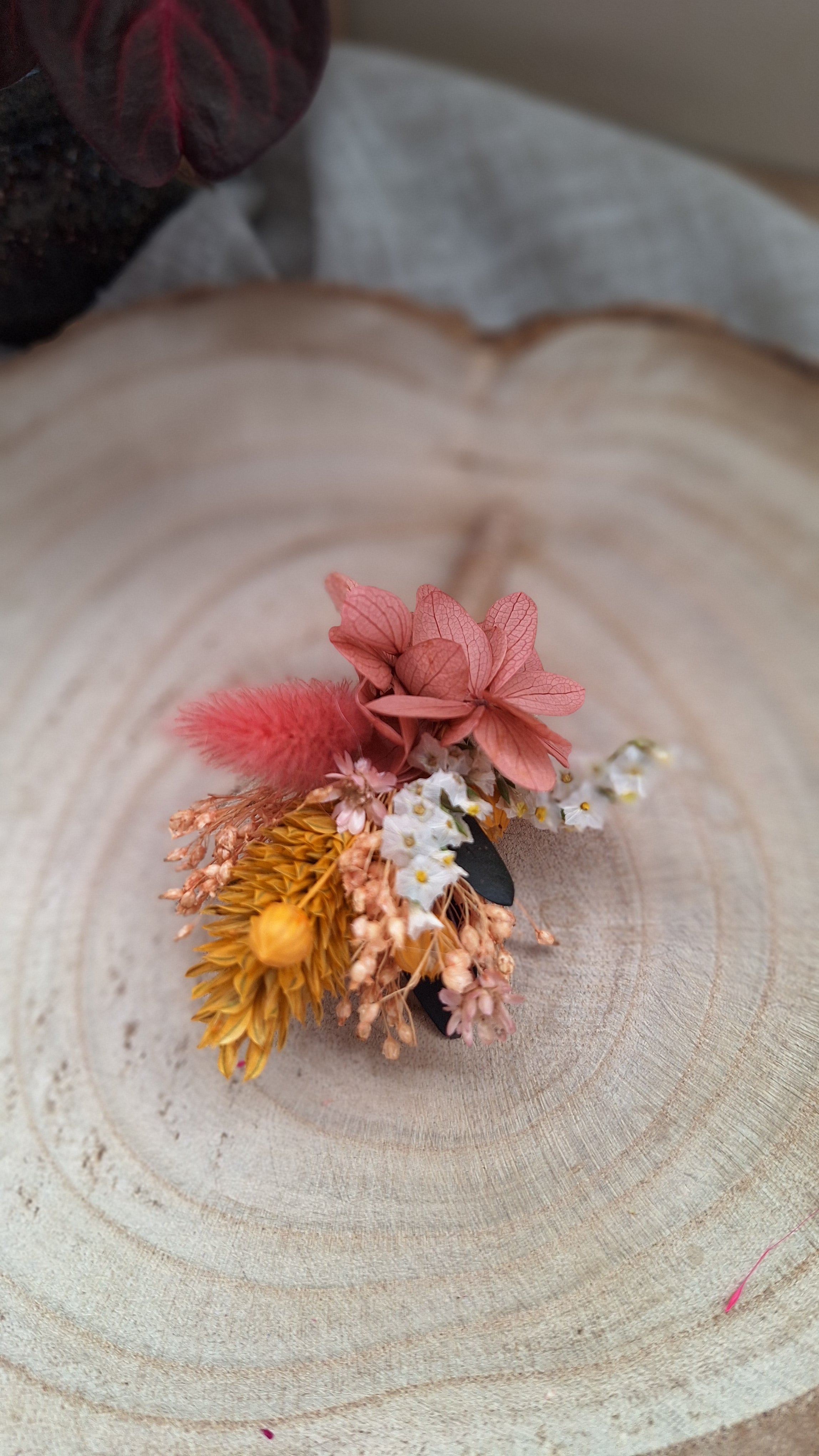 Boutonnière  en fleurs séchées - mariage - fleuriste orne - fleuriste eure et loire -fleuriste sarthe - fleuriste mariage - livraison france