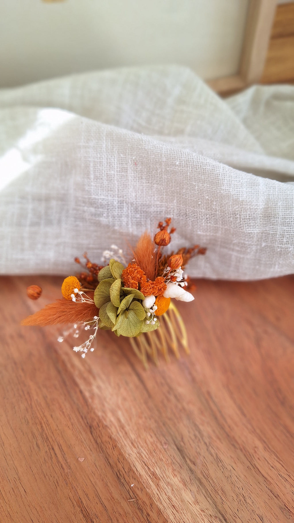 Peigne pour cheveux aux couleurs d'automne livraison france - mariage automnale - fleurs cheveux - coiffure mariage - fleuriste le perche - fleuriste eure et Loire