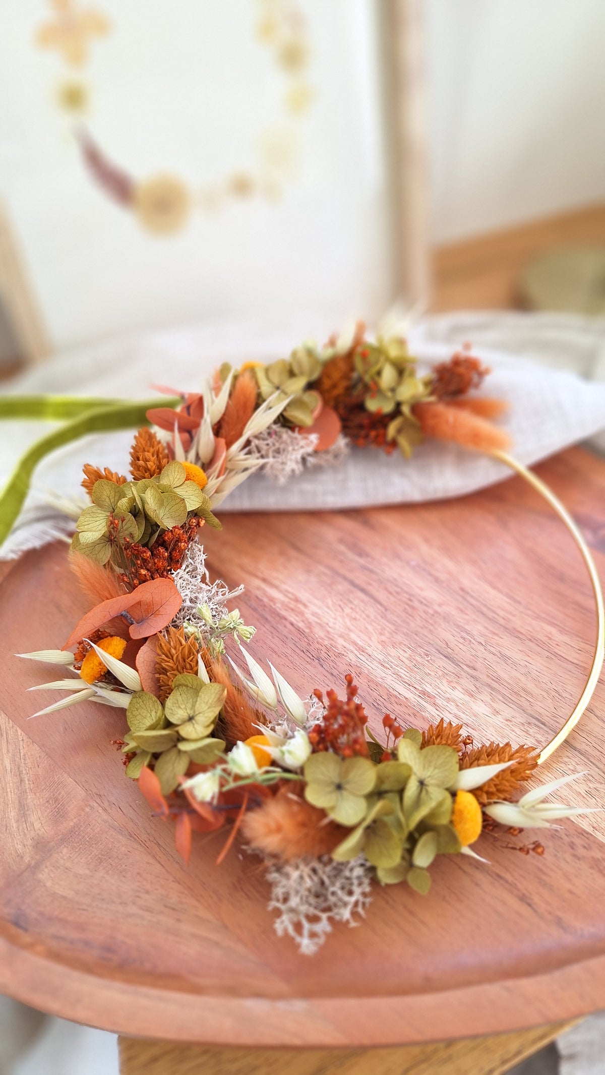 Couronne de fleurs séchées - Noisette