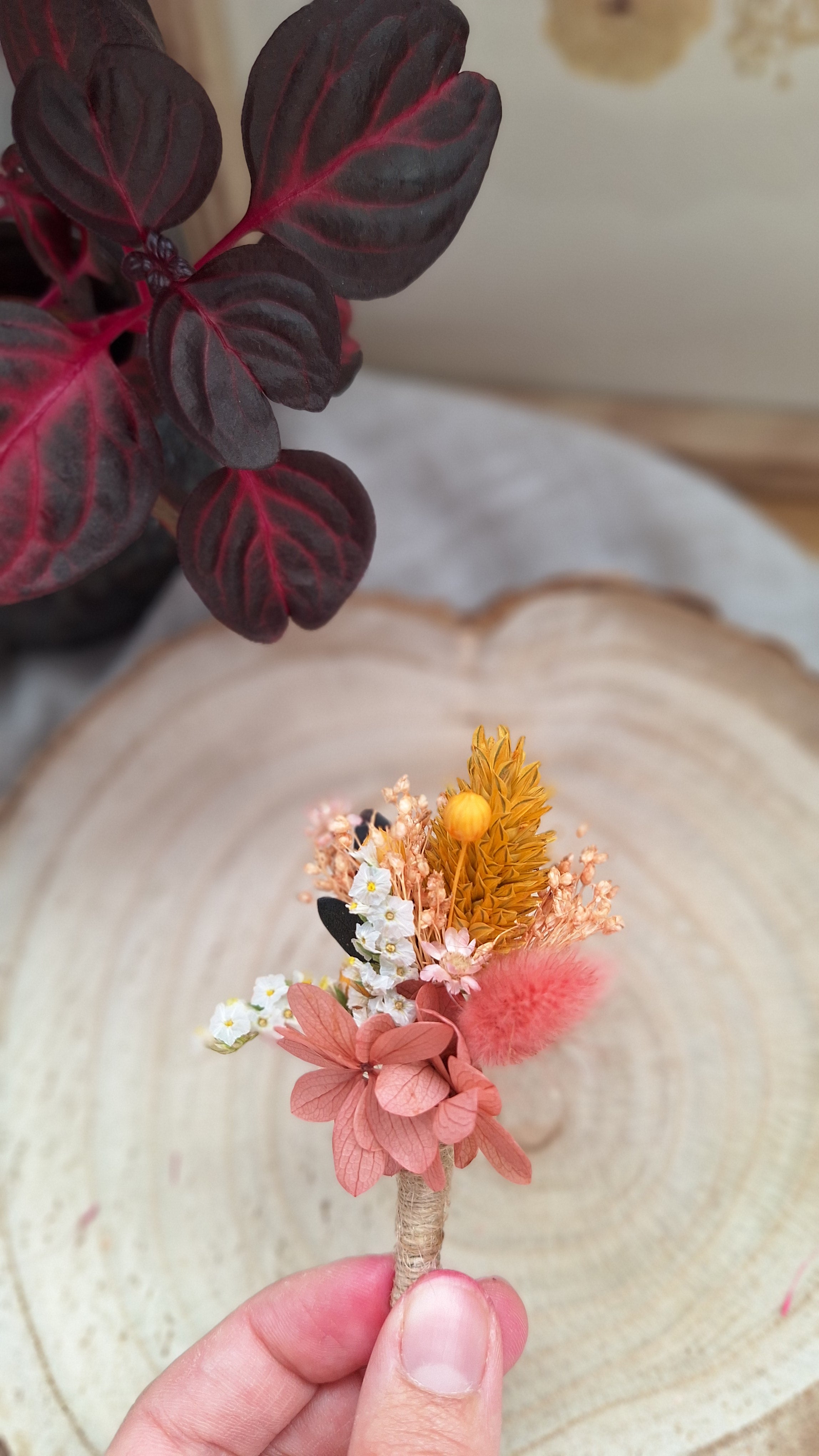 Boutonnière  en fleurs séchées - mariage - fleuriste orne - fleuriste eure et loire -fleuriste sarthe - fleuriste mariage - livraison france